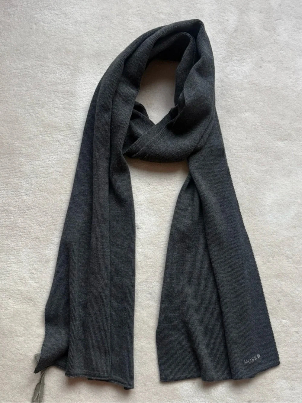 BOSS Hugo Boss Men’s Charcoal Gray Wool Scarf NWT